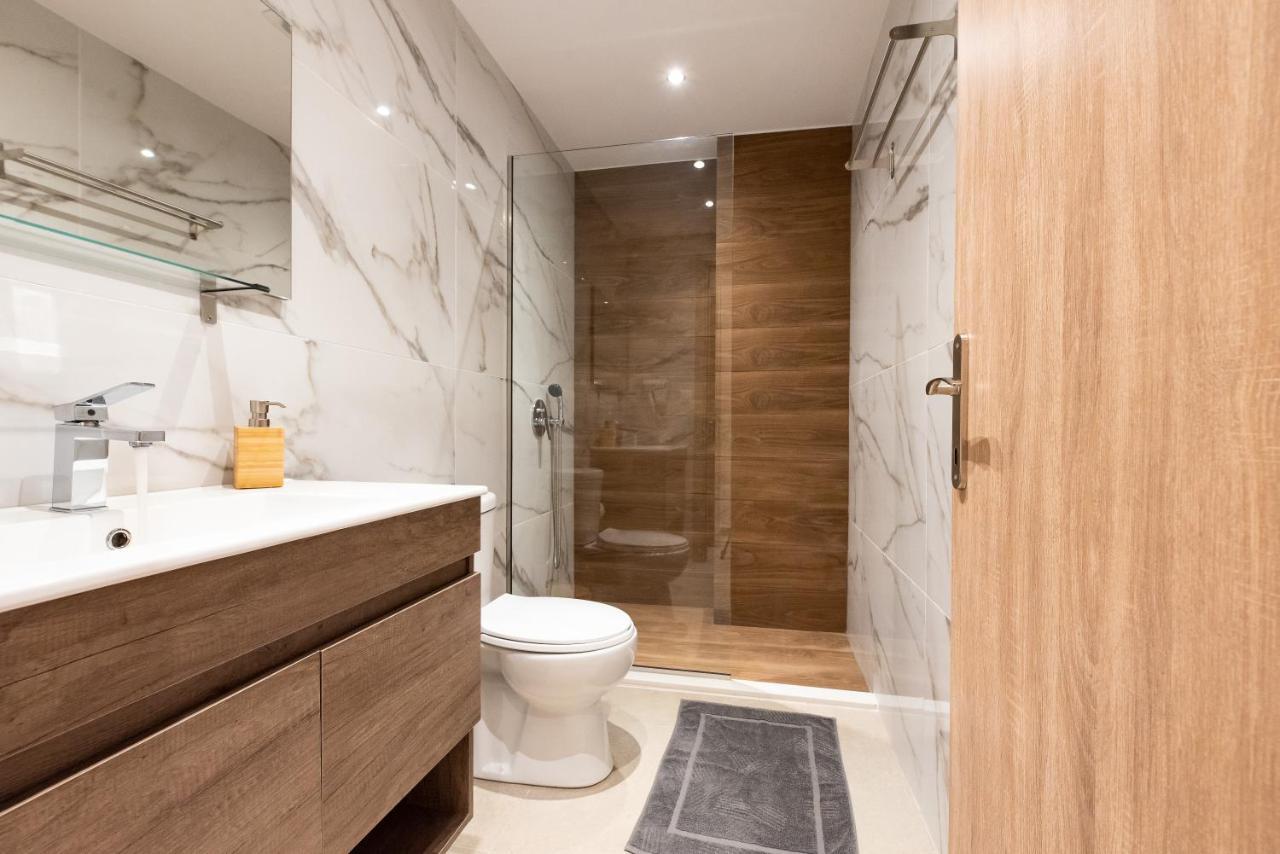 Mini Suites Near Athen'S Airport Free Shuttle From And To Athen'S Airport Spáta Exteriör bild