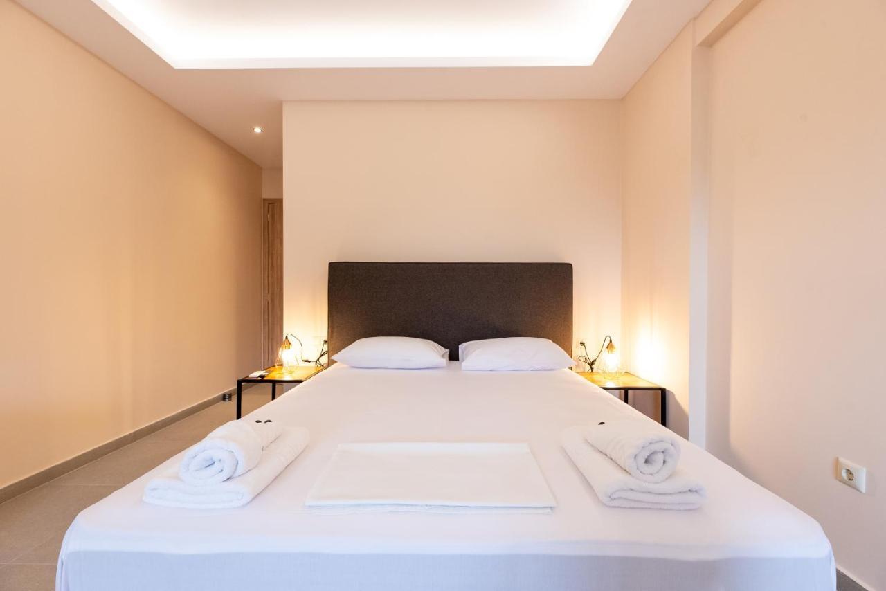 Mini Suites Near Athen'S Airport Free Shuttle From And To Athen'S Airport Spáta Exteriör bild