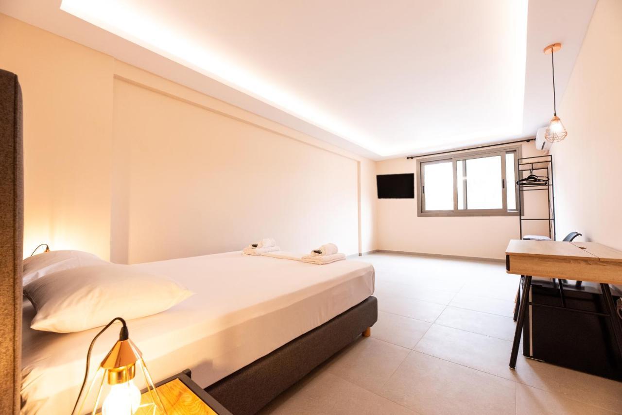 Mini Suites Near Athen'S Airport Free Shuttle From And To Athen'S Airport Spáta Exteriör bild